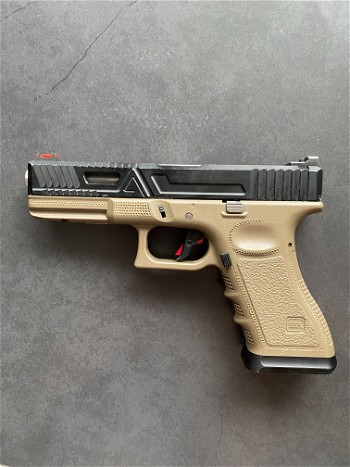 Afbeelding 5 van RWA Agency Arms Tokyo Marui TAN Glock 17