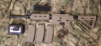 Imagen 2 de G&P licensed Magpul M4 with R-hop