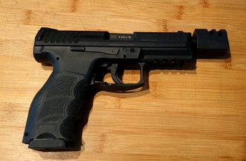 Image 3 for Heckler & Koch VP9 Tactical Airsoft with metal slide and metal silencer
