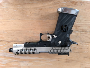 Imagen 2 de Hi-Capa WE Costum Hexed GBB