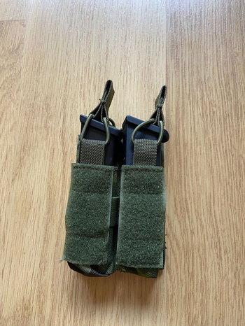 Afbeelding 4 van 8fields double open pistol mag pouch Multicam Tropic (zonder de mags)