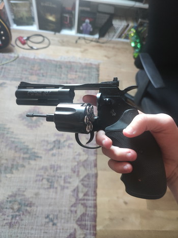 Image 2 pour colt python .357