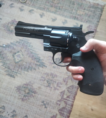 Image 4 pour colt python .357