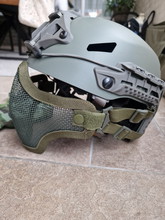 Afbeelding van FMA helm met face shield