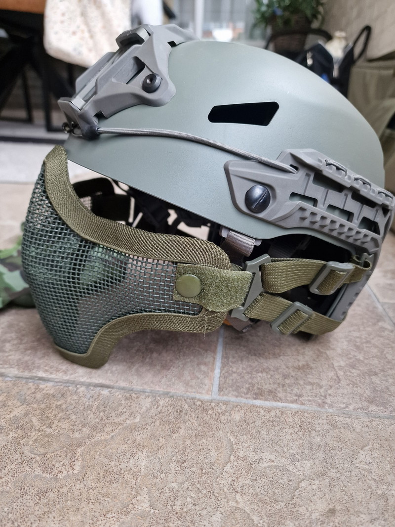 Bild 1 für FMA helm met face shield