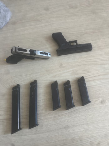 Imagen 2 de Glock 18 en Glock 17