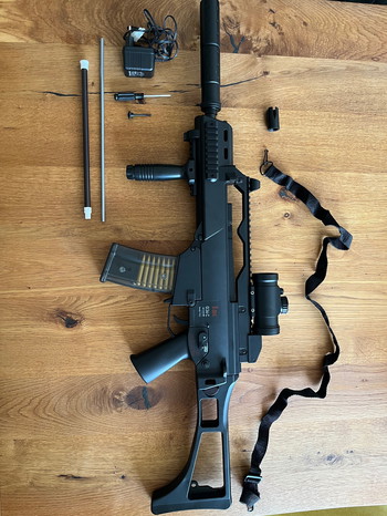 Imagen 2 de Umarex Airsoft Gewehr G36 C, elektrisches Full-Auto Softairgewehr, Sturmgewehr mit 0,5 Joule, für 6 mm BB Kugeln