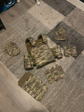 Image pour Yakeda multicam platecarrier + pouches