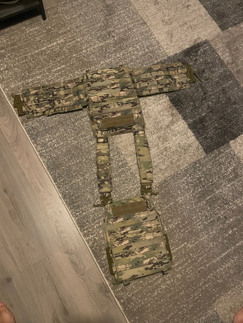 Bild 2 für Yakeda multicam platecarrier + pouches