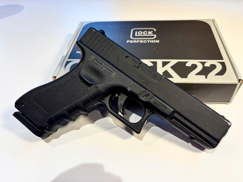 Afbeelding 1 van Glock 22 Gen 4 - 2 Joule - CO2 NBB - 6mm BB - Metal Slide - Black