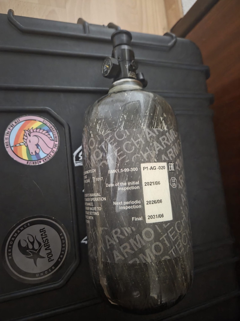 Imagen 1 de 1,5 liter carbon tank met Dye regulator