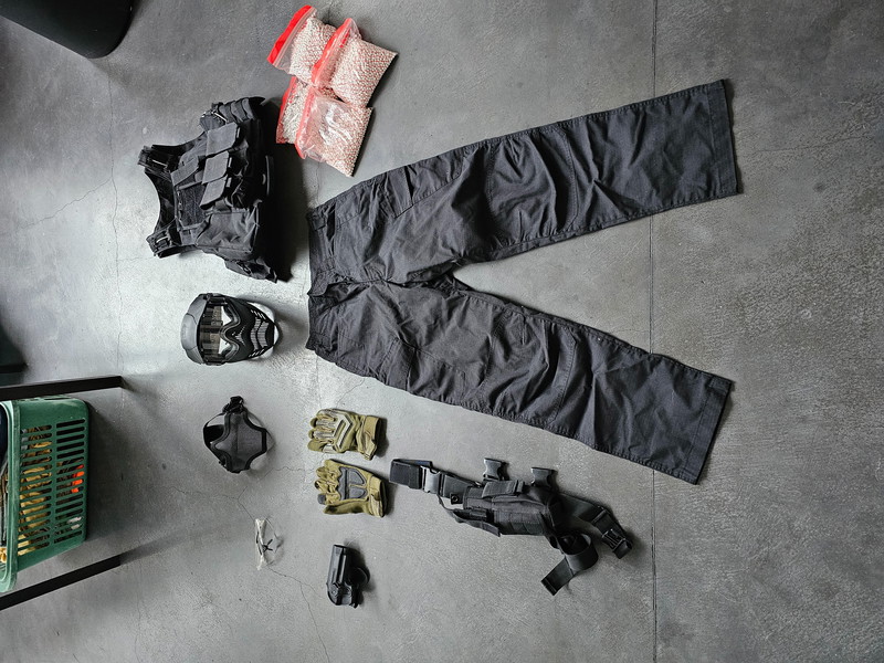 Image 1 for Gear