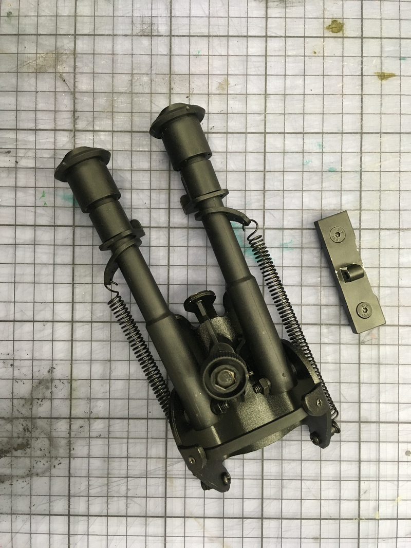 Image 1 pour Plastic bipod for looks