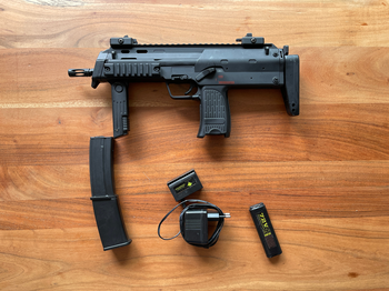 Image 2 for MP7 Replica WELL R4