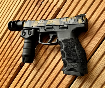 Afbeelding 2 van VFC H&K VP-9 GBB custom slide