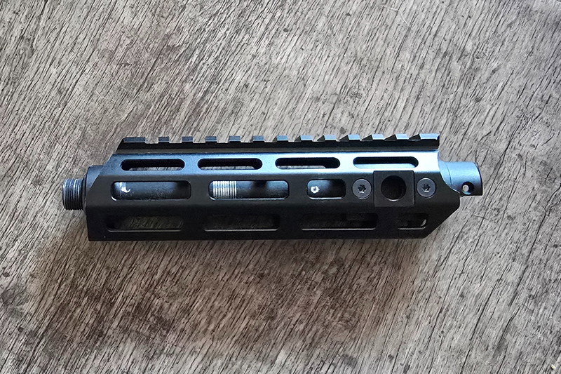 Afbeelding 1 van Action Army AAP-01 SMG Handguard