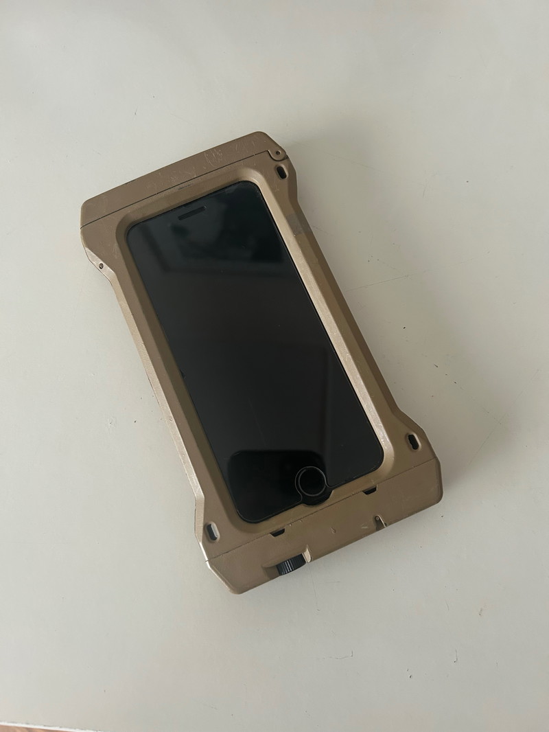 Afbeelding 1 van Itak iphone8+juggernaut case