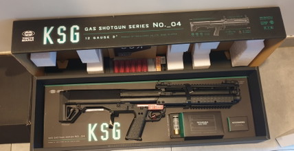 Bild für SPLINTERNIEUWE KSG shotgun (nog in de doos ) Tokyo Marui