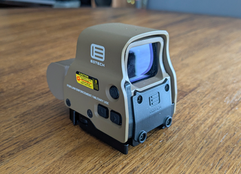 Afbeelding 2 van EOTech Holographic + 3x Magnifier (Repros) - Tan