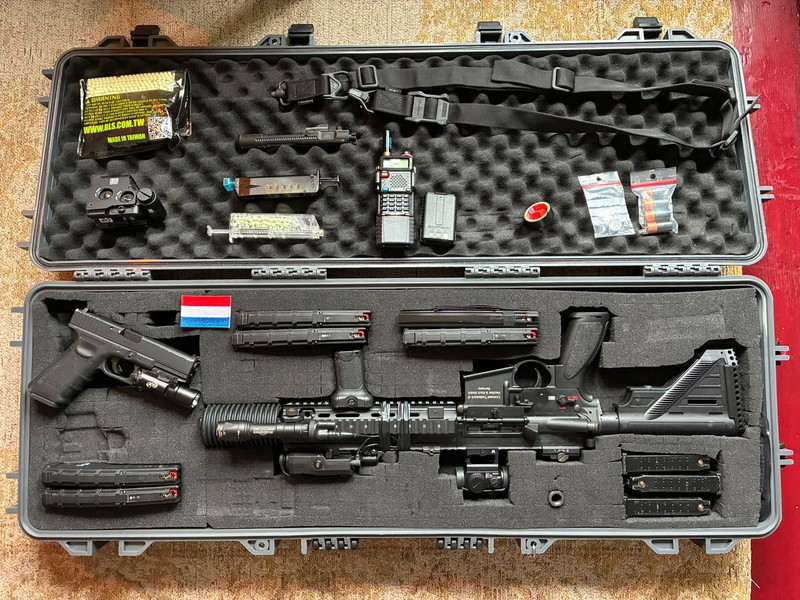 Image 1 for UITVERKOOP | ALLE GEAR + Replica | Complete set