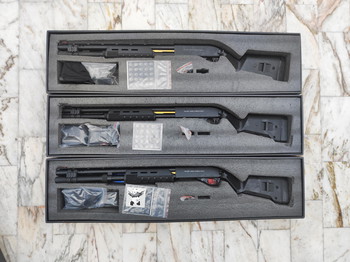 Afbeelding 2 van 3x EMG Salient Arms (SAI) M870 Shotgun Police Model - New in the box