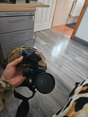Image 2 for Digitales Nachtsichtgerät PVS NVG mit Helmhalterung Zubehör