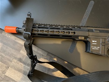 Afbeelding 2 van M4 carabine + chargeurs