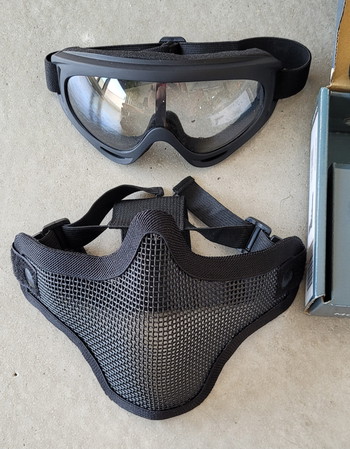 Afbeelding 5 van Airsoft Pistole mit Zubehör