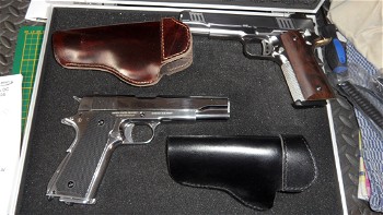 Image 2 for te koop 2 x 911 pistolen op co2 pistolen zijn van silver loek