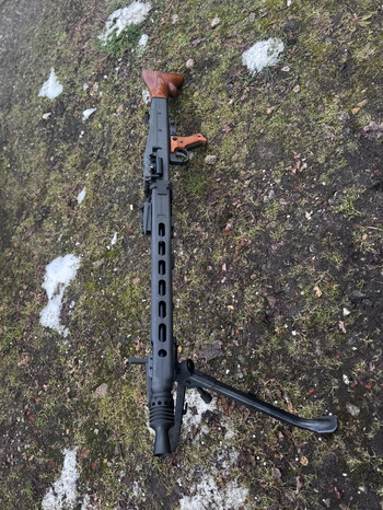 Afbeelding 3 van MG42