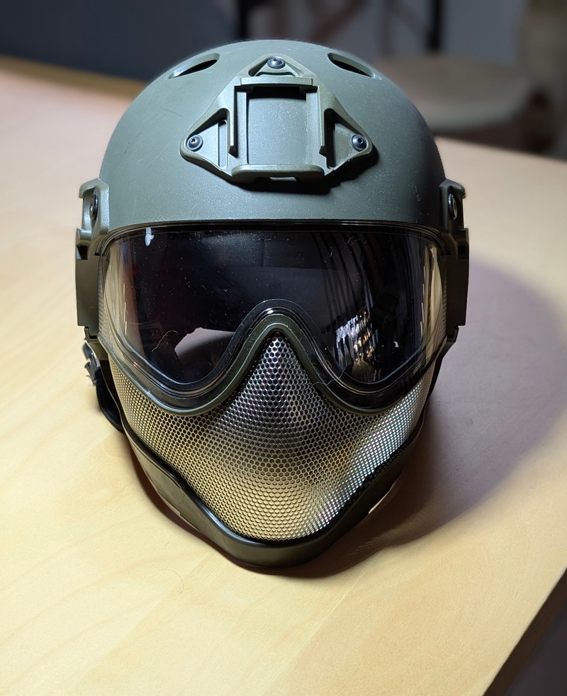 Image 1 pour WARQ helmet - OD green
