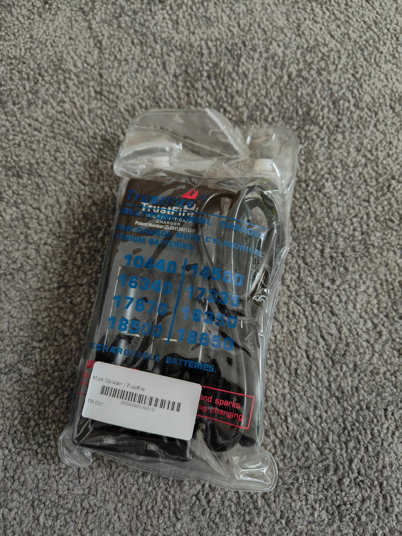 Imagen 1 de Trustfire CR123 Batterij oplader