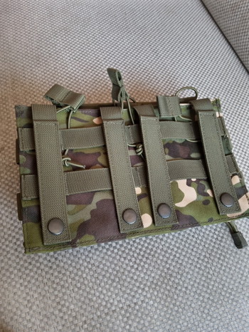 Image 2 for MOLLE TRIPLE RIFLE MAG/GP POUCH multi-cam