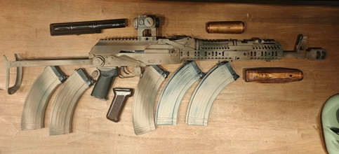 Image for GHK akms F marked!