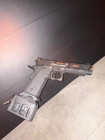 Image 4 pour TTI 2011 Combat Master | EMG | GBB | HPA-mag | + 2 gasmags