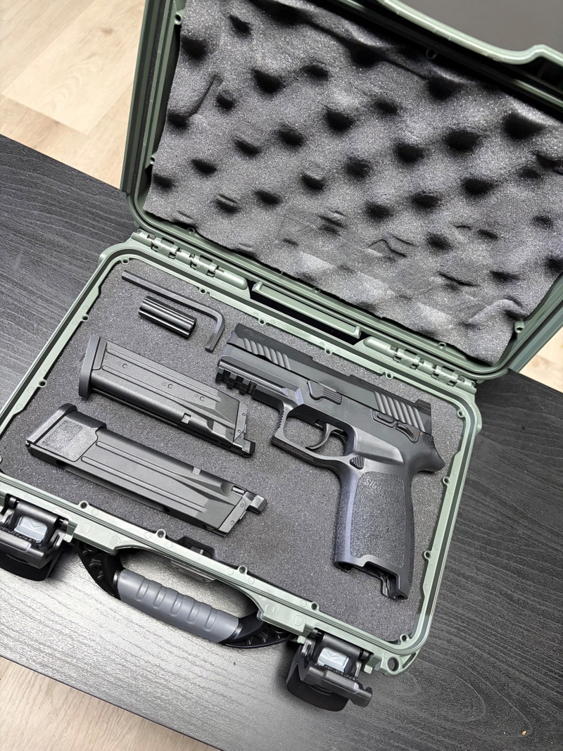 Bild 1 für SigSauer P320 GBB/Co2 incl. Nanuk Case Oliv