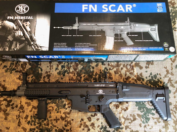 Afbeelding 2 van SCAR L