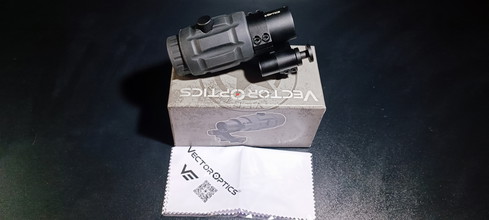 Image for VectorOptics Maverick 3x26 Magnifier