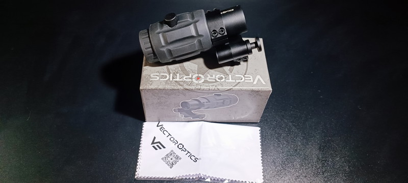 Image 1 for VectorOptics Maverick 3x26 Magnifier