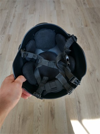 Afbeelding 3 van 2 zwarte helmen airsoft maat L, ongebruikt