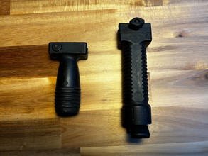 Image for Vertical handgrips