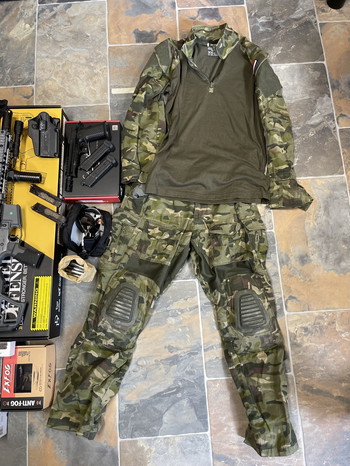 Imagen 5 de Complete Airsoftset ICS Daniel defense MK18/ICS challanger