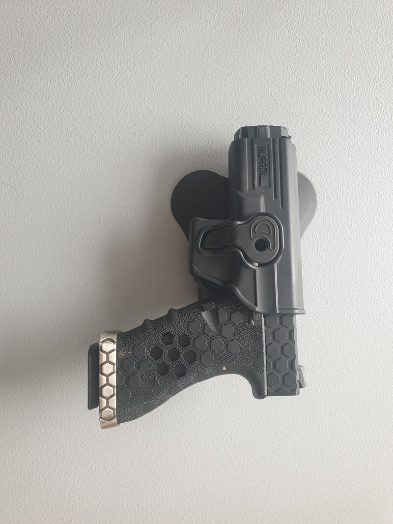 Image 1 for AW Custom VX0201, Black + holster