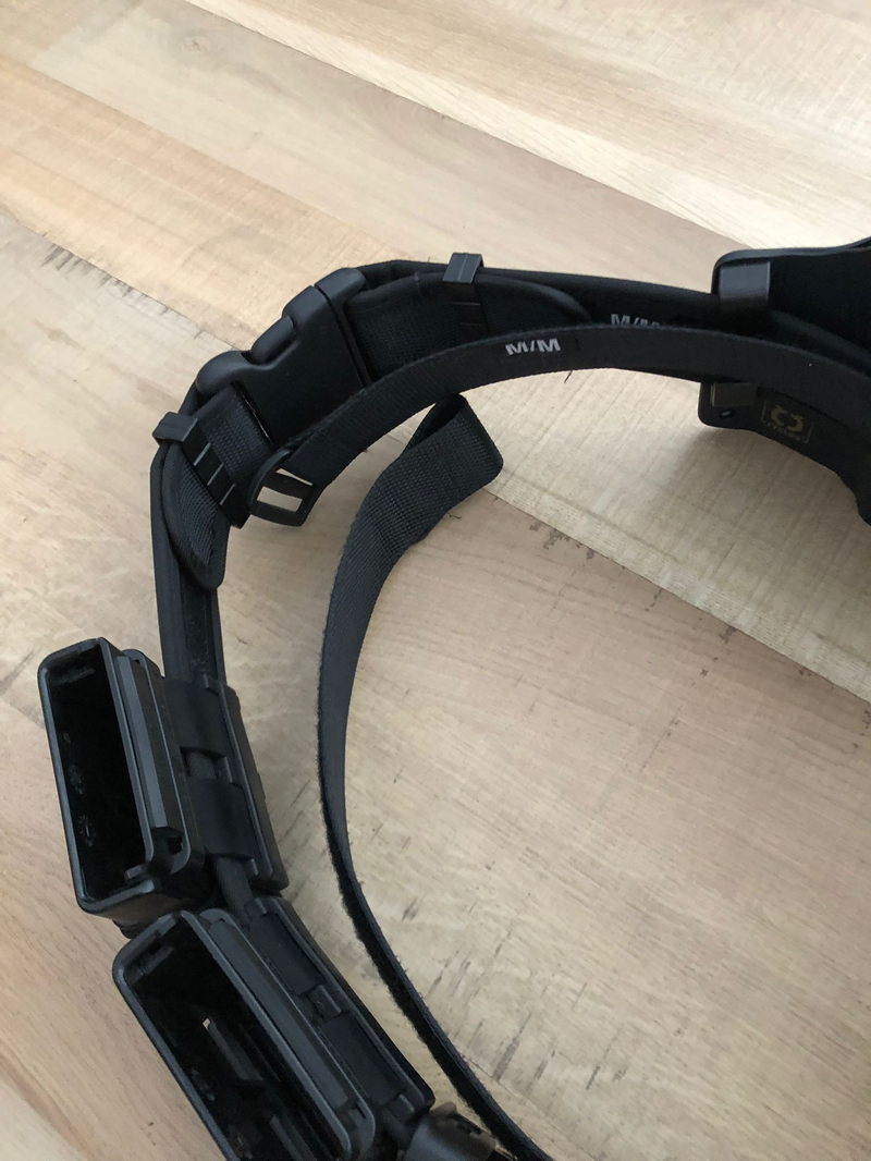 Bild 1 für Zwarte shooter belt met velcro innerbelt + pouches en holster