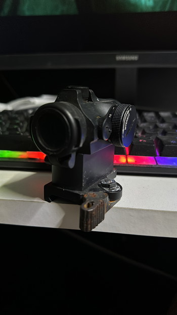 Image 4 for Aimpoint Micro T-2 2MOA red dot.