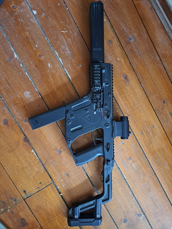 Imagen 2 de Kriss Vector met accessoires