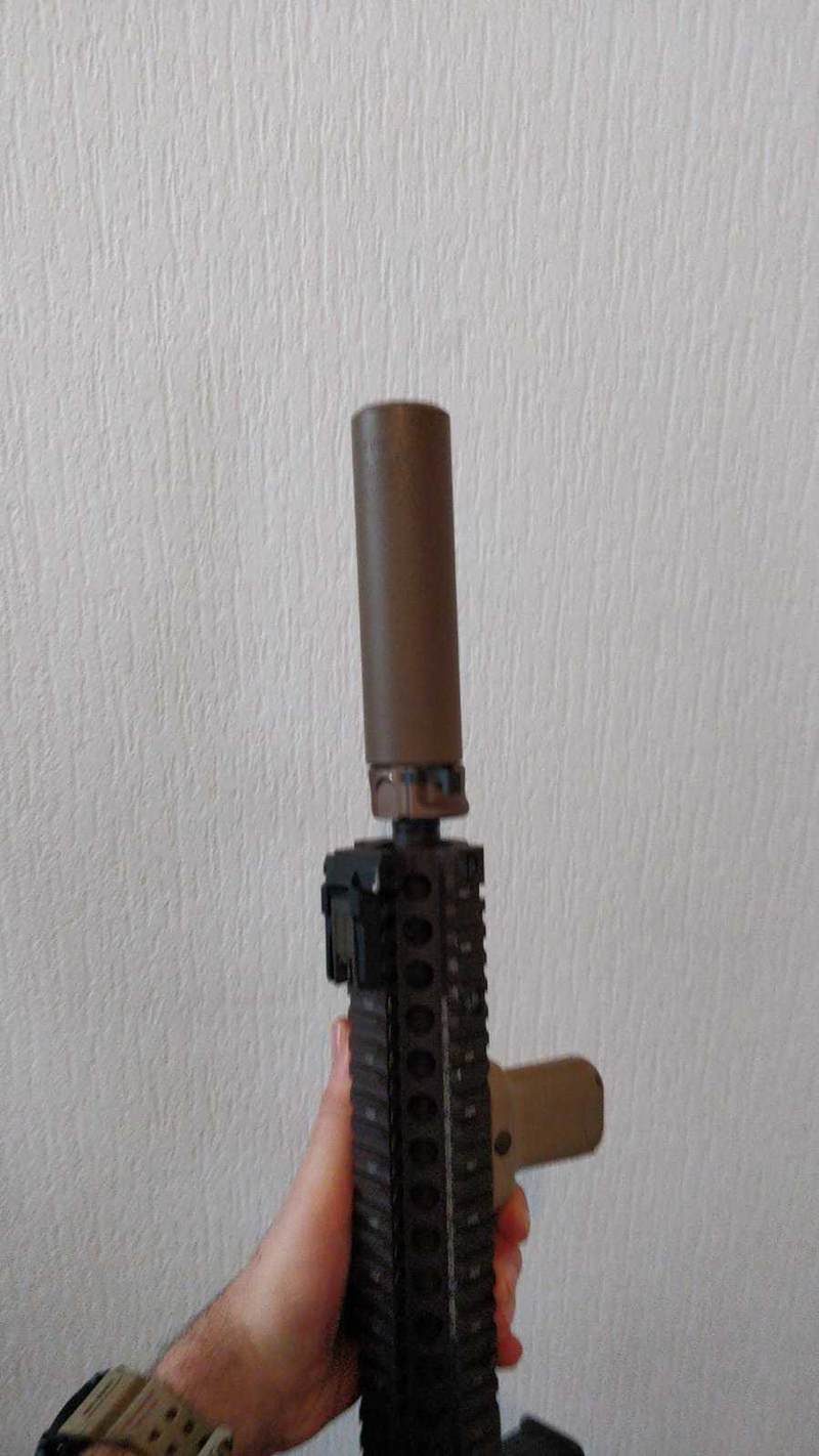 Bild 1 für Angry Gun SOCOM556 QD Dummy Silencer (Flat Dark Earth) - Tijdelijke versie met SureFire Markings en serienummer!