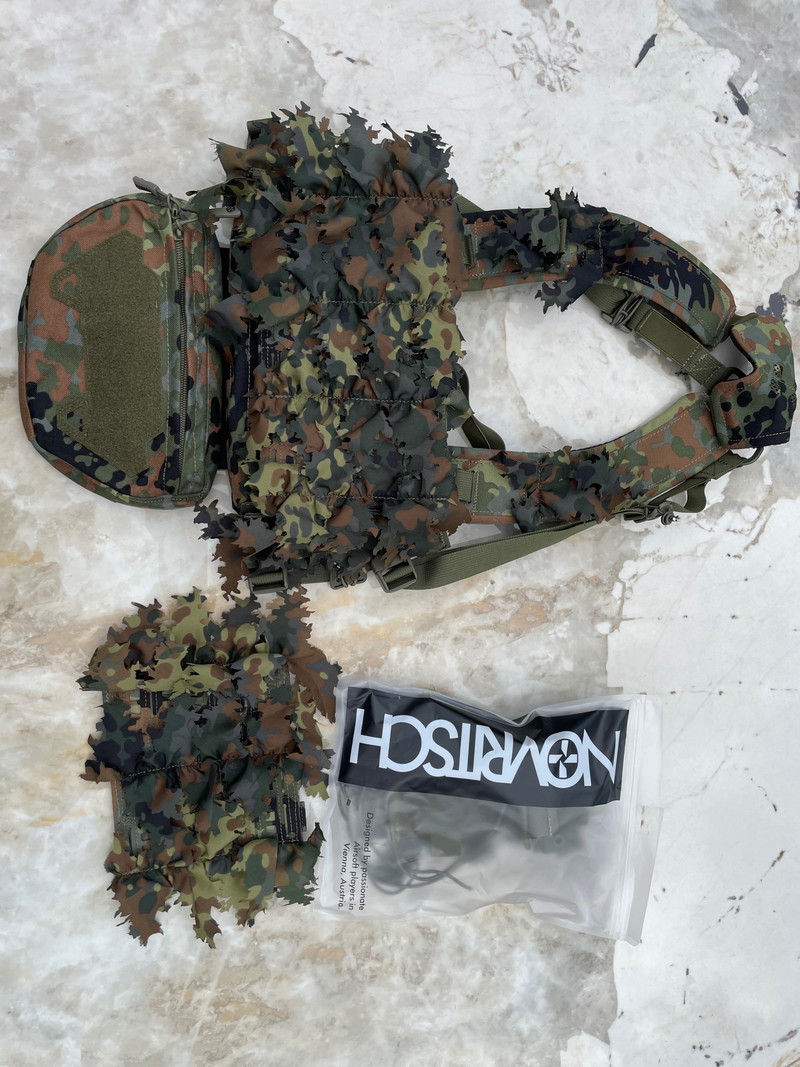 Image 1 for Flecktarn Chest Rig