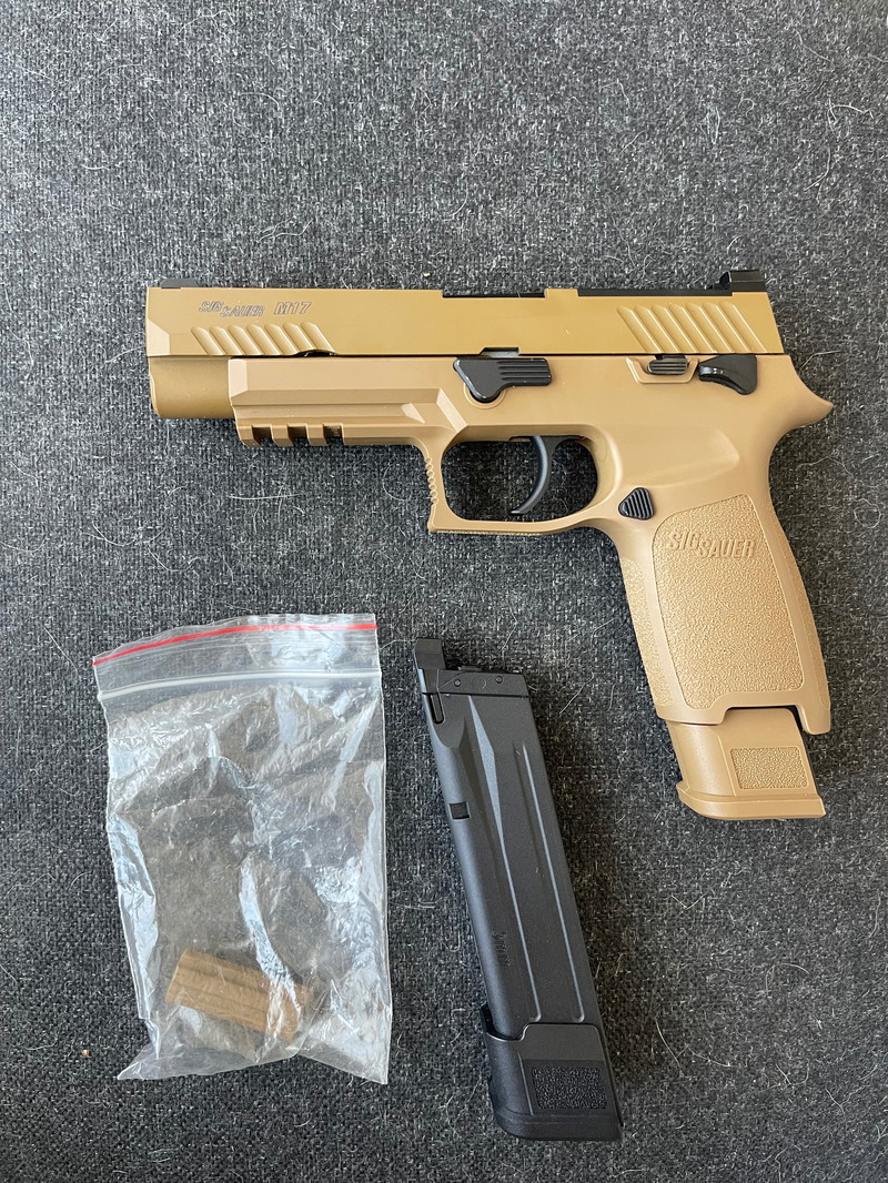 Image 1 pour Sig Sauer M17/p320 gbb pistol VFC + 2 mags