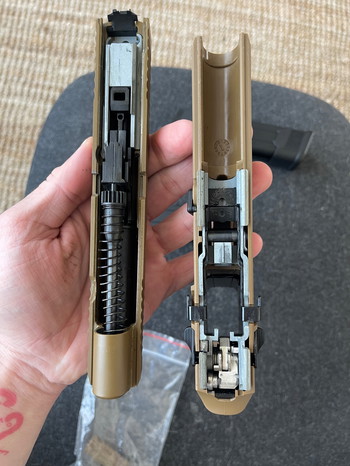 Image 4 pour Sig Sauer M17/p320 gbb pistol VFC + 2 mags